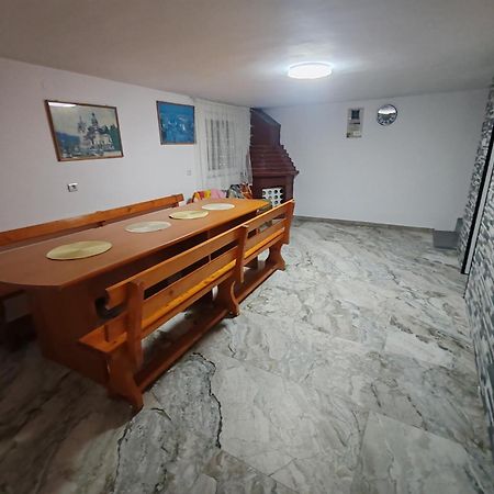 Trei Insule Home Arad Bagian luar foto